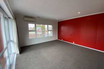 69 Liverton Cr, Bishopdale