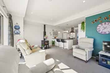 2 Jackmin Lane, Burwood