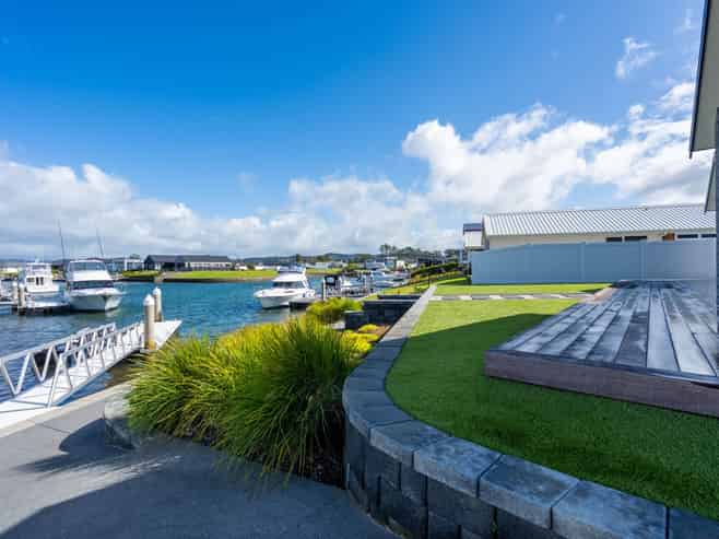 49 Stace Hopper Drive, One Tree Point