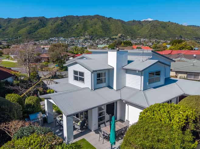 19 Hurunui Street, Waikanae