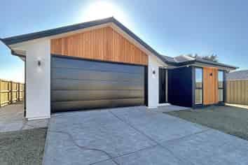 51 Mehrtens Crescent, Ravenswood