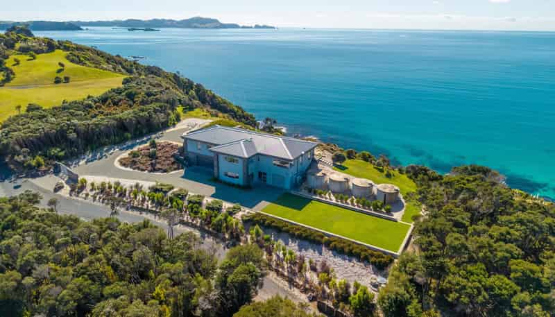 136 Pukematu Lane, Russell