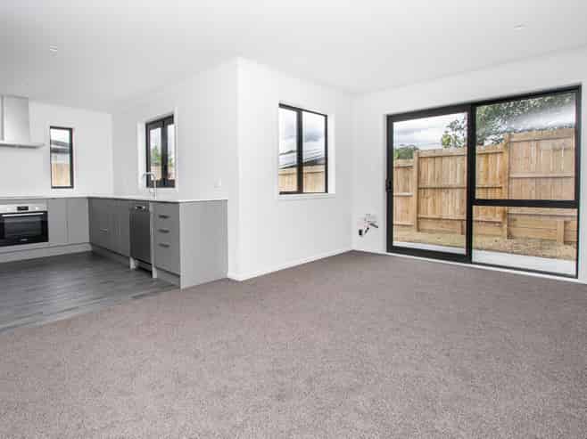 2/5 Fuchsia Avenue, Pukete