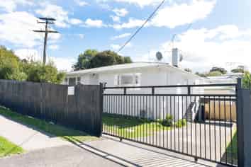 1/16 Ellice Road, Totara Vale