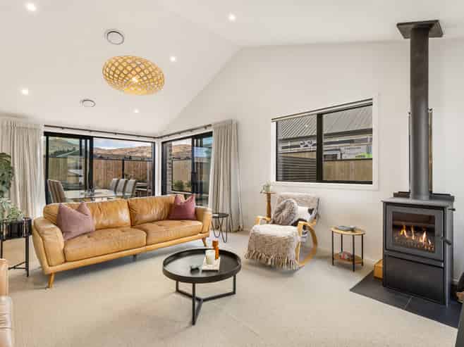 20 Blondie Drive, Cromwell
