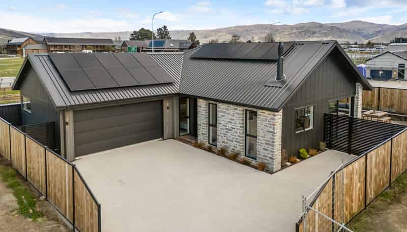 20 Blondie Drive, Cromwell