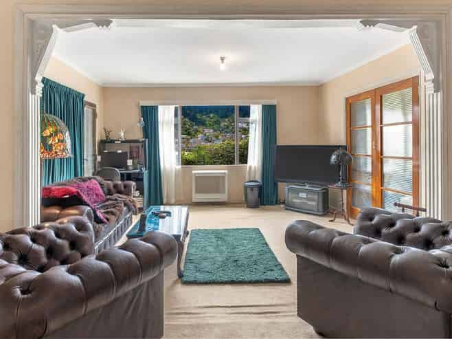 48 Hinau Street, Tawa