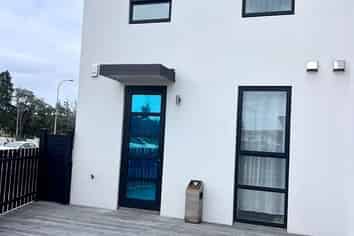 Auckland - Address withheld