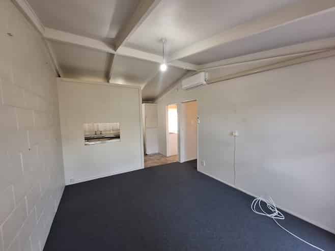 2/17 Jellicoe Road, Manurewa