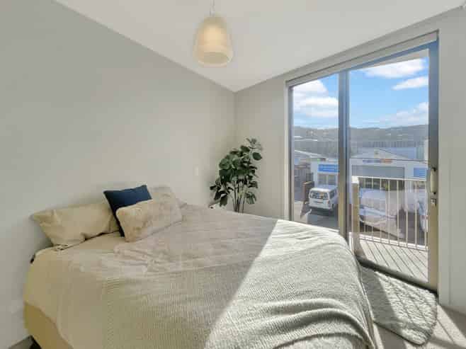 206/2 Campbell Terrace, Petone