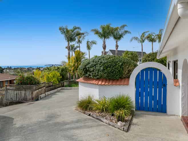 12A Eagle Place, Red Beach