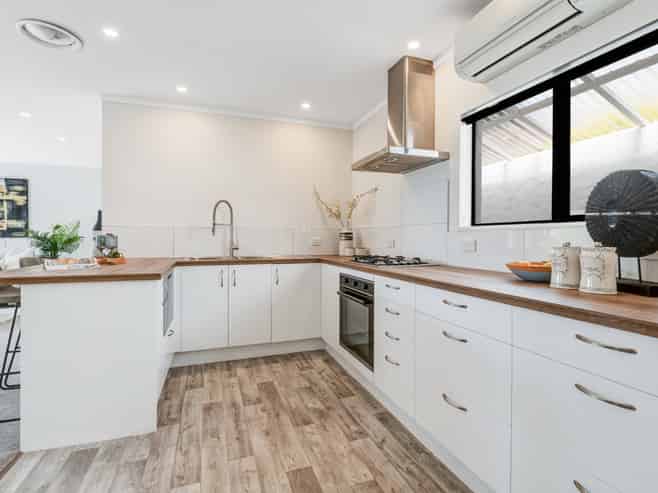 12A Eagle Place, Red Beach