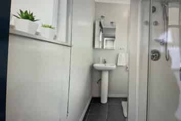 Bedsit/30 Rimutaka Street, Trentham