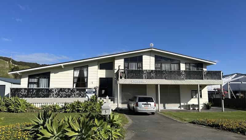 5 Bill Nolan Place, Mahia