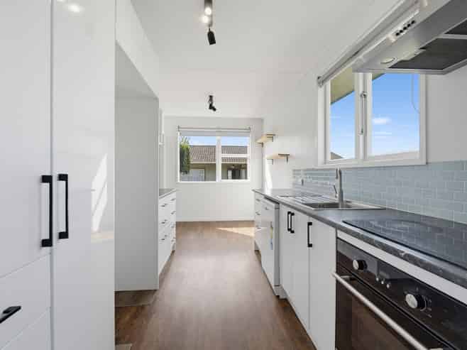 298 Clayton Road, Pukehangi