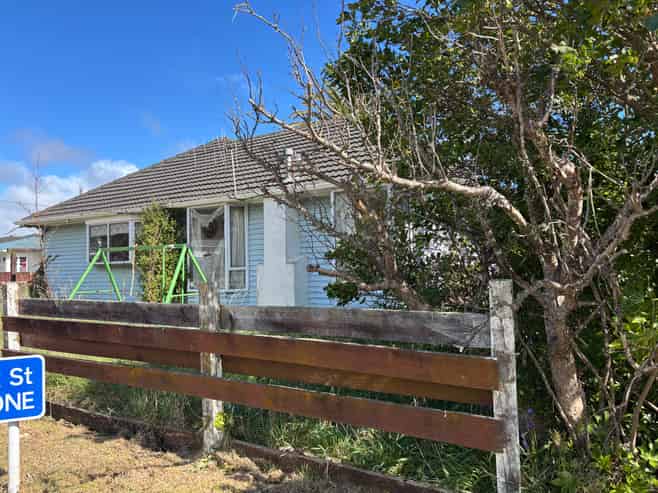 19 Russell Road, Wainuiomata