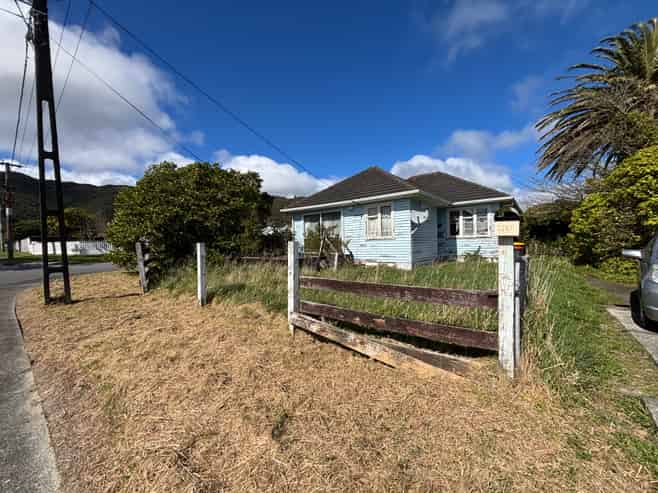 19 Russell Road, Wainuiomata