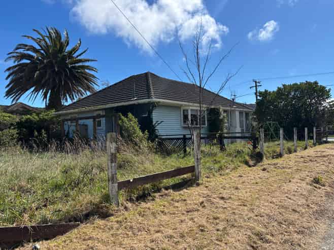 19 Russell Road, Wainuiomata