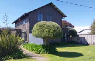 206A Sylvia Road, Whangamata