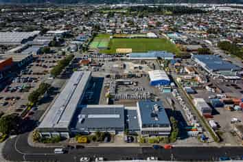 Prominent Petone Office