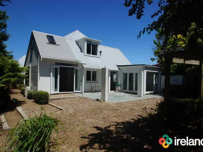 9 Woodford Terrace, Ilam