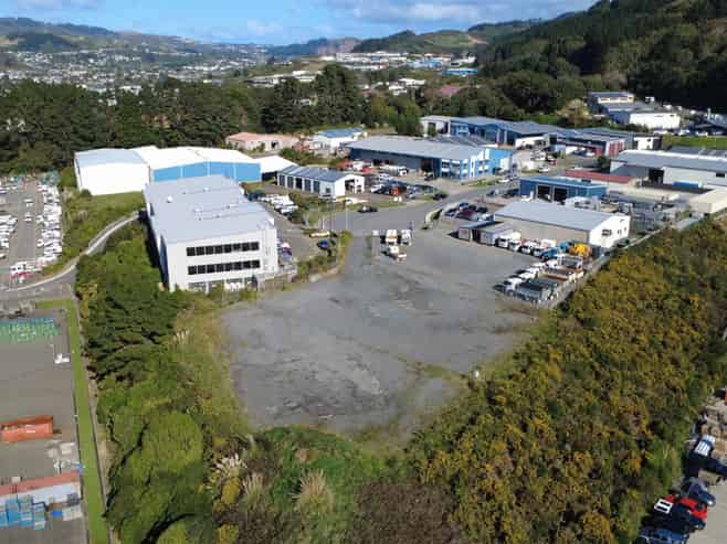 Secure Yard in Porirua