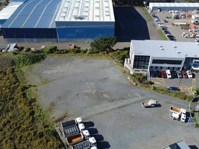 Secure Yard in Porirua