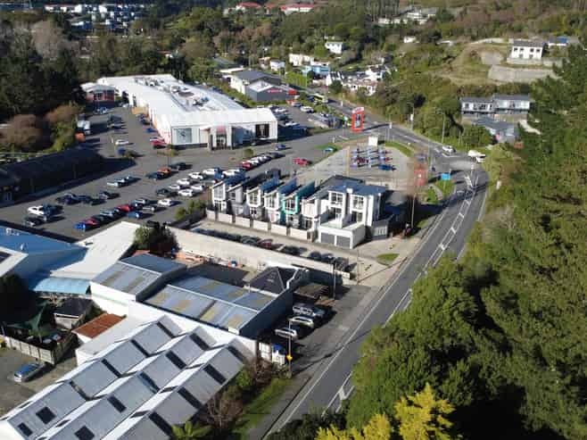 High-Exposure Premises - Office, Warehouse & Yard