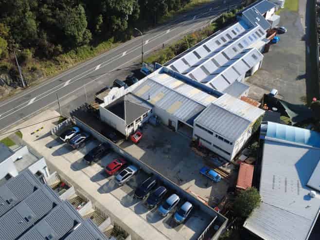 High-Exposure Premises - Office, Warehouse & Yard