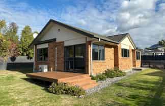 12A Huia Street, Picton