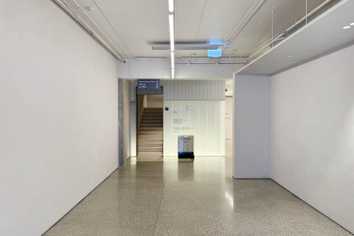 CENTRAL MODERN MEDICAL PREMISES
