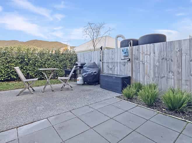 10/1 Rainey Grove, Taita