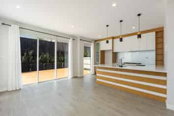 5 Kapehu Road, Silverdale