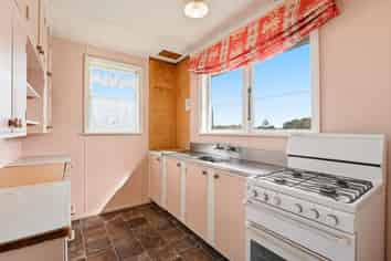 83 Titoki Street, Castlecliff