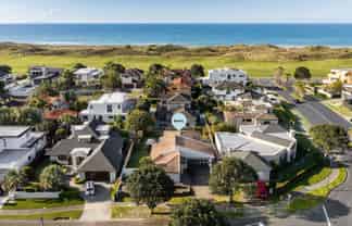 4 Mauritius Key, Papamoa