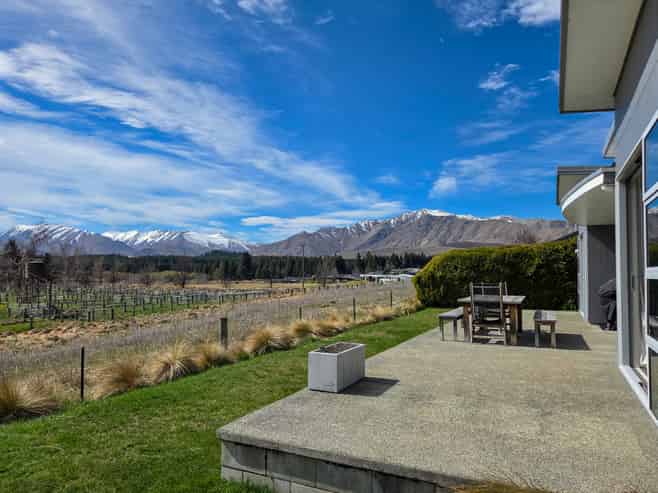 8 Dwyer Place, Lake Tekapo