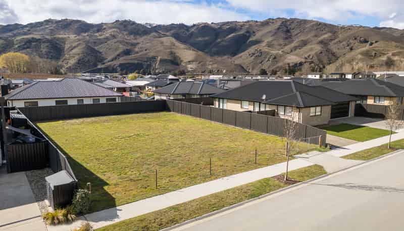 54 Wallis Drive, Cromwell