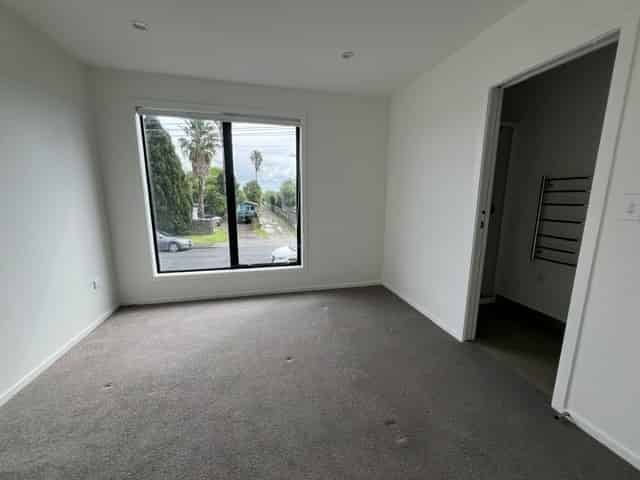5/12 Tawa Road, Te Atatu Peninsula