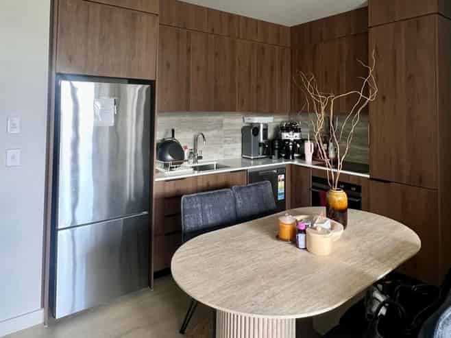 102/84A Te Oneroa Wy, Long Bay