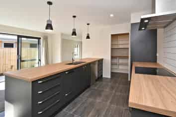 100 Chinnerys Road, Woodend