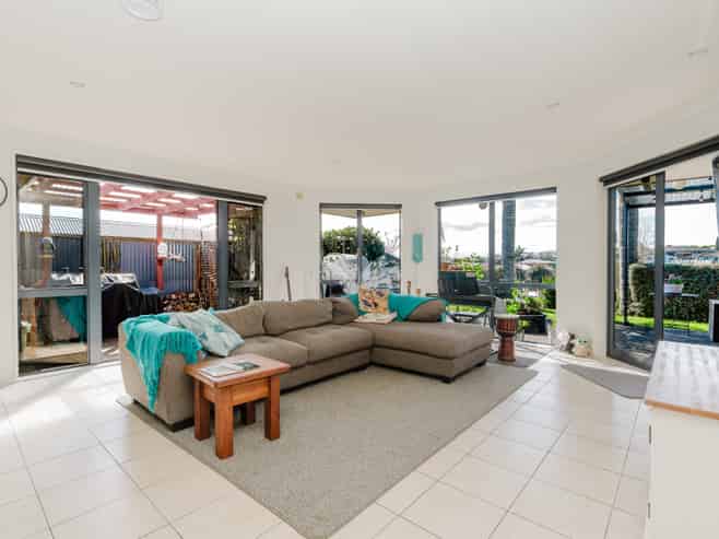 70B Brymer Road, Grandview Heights