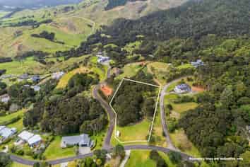 75 Tarapatiki Drive, Whitianga