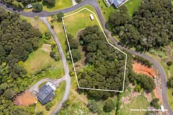 75 Tarapatiki Drive, Whitianga