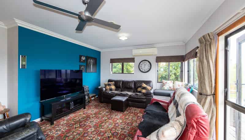 612 Flag Range Road, Sherenden