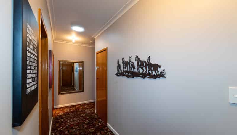 612 Flag Range Road, Sherenden