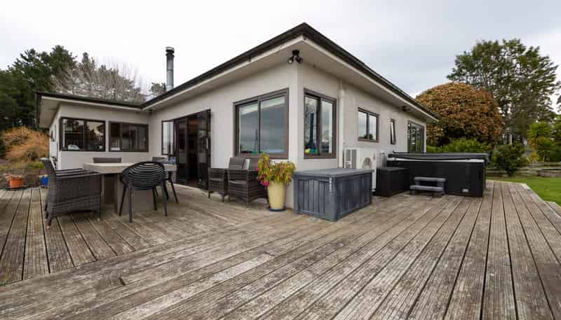 612 Flag Range Road, Sherenden