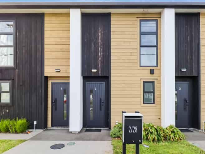 2/28 Fitzherbert Road, Wainuiomata