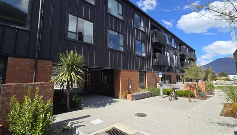 102/98 Gorge Road, Queenstown Central
