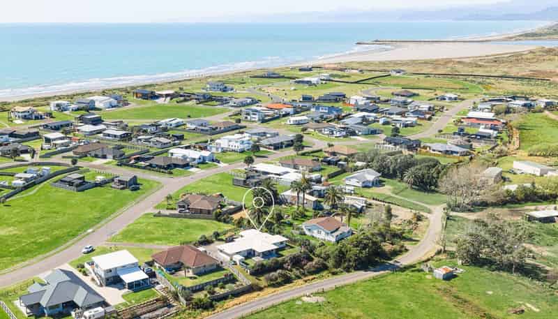 12 Arakotipu Boulevard, Waiotahi
