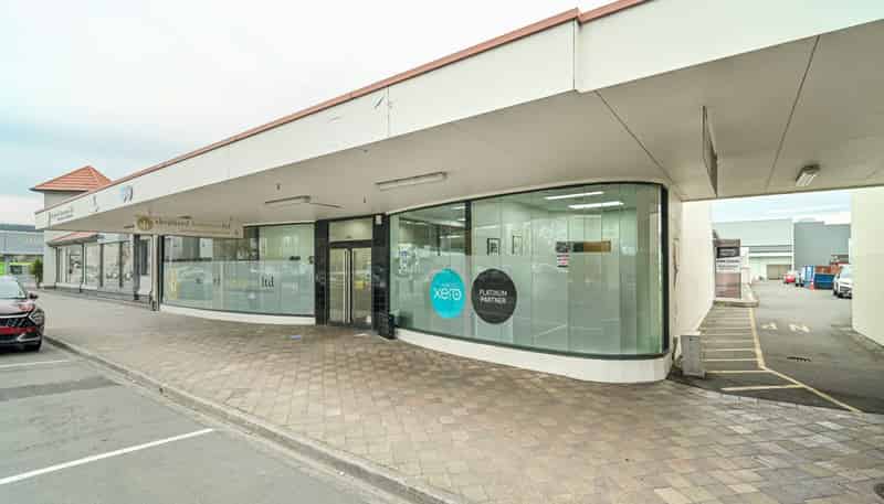 107 Market Street South, Hastings